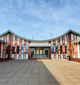 花椒產(chǎn)業(yè)園精心籌備迎“儀隴縣重大項(xiàng)目開(kāi)工暨項(xiàng)目拉練現(xiàn)場(chǎng)會(huì)”